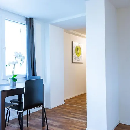 Hitrental Wiedikon Apartman *