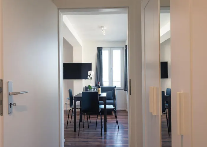 Hitrental Wiedikon Apartament *